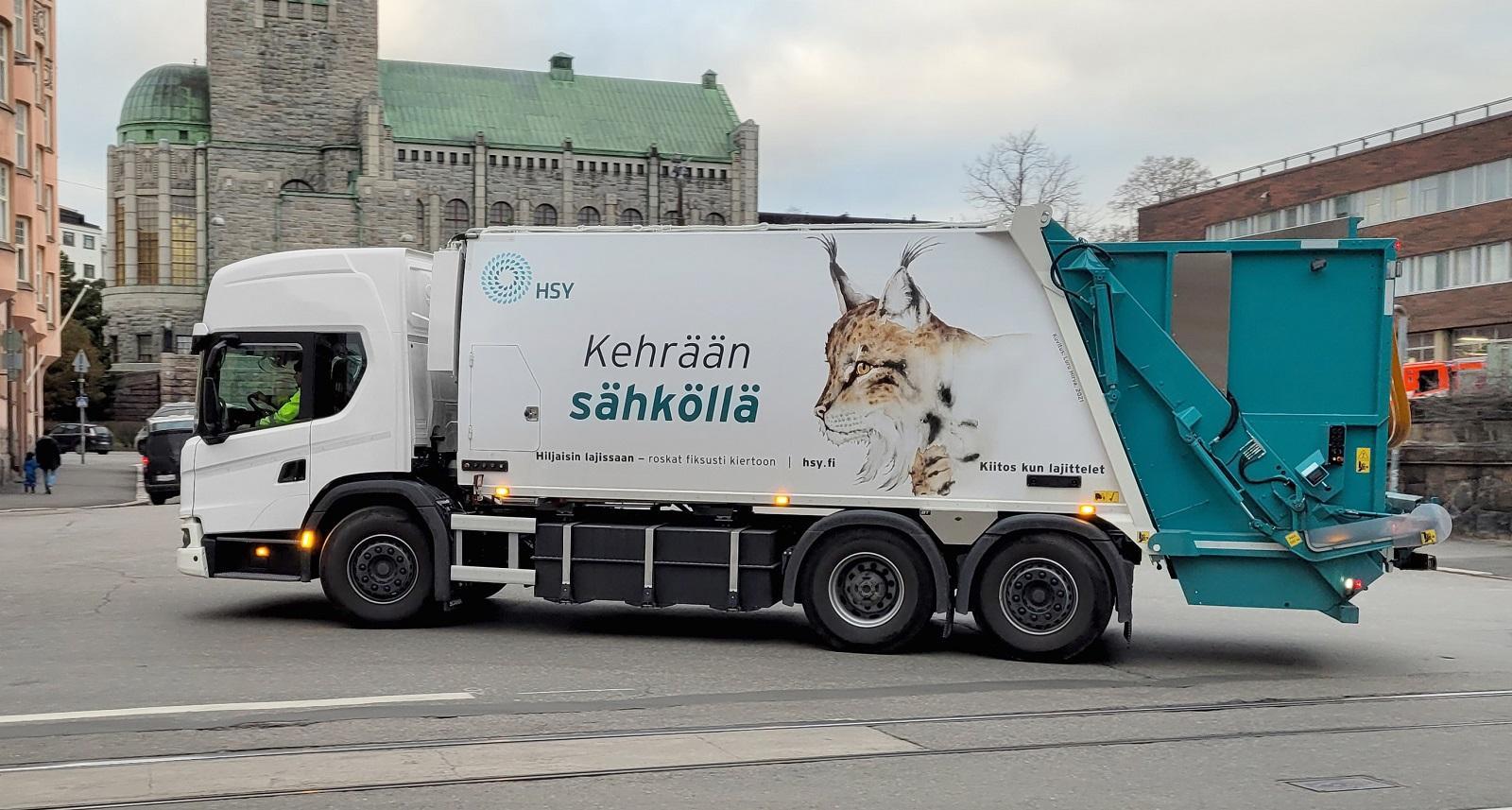 Helsingforsregionens miljötjänster har lanserat en eldriven sopbil.